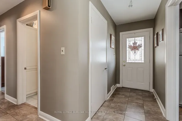 Additional image 14 of 993 Cloverleaf Dr