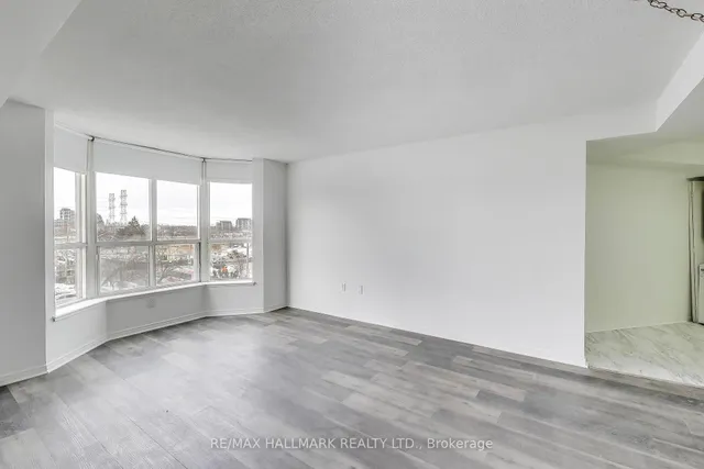 Additional image 8 of 11 Thorncliffe Park Dr Unit 406