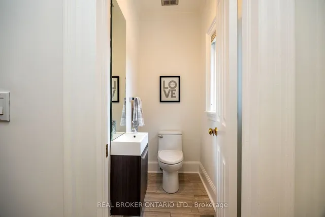 Additional image 8 of 258 Douglas Ave