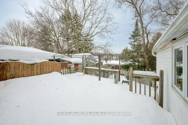 Additional image 35 of 144 Mooregate Cres