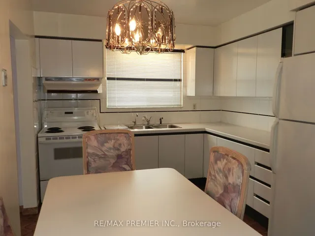 Additional image 9 of 5 Stong Crt