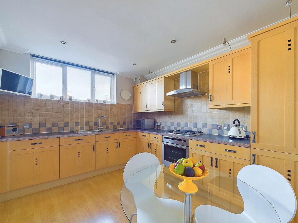 Additional image 5 of Amelia Crescent, Worthing BN11 4EB