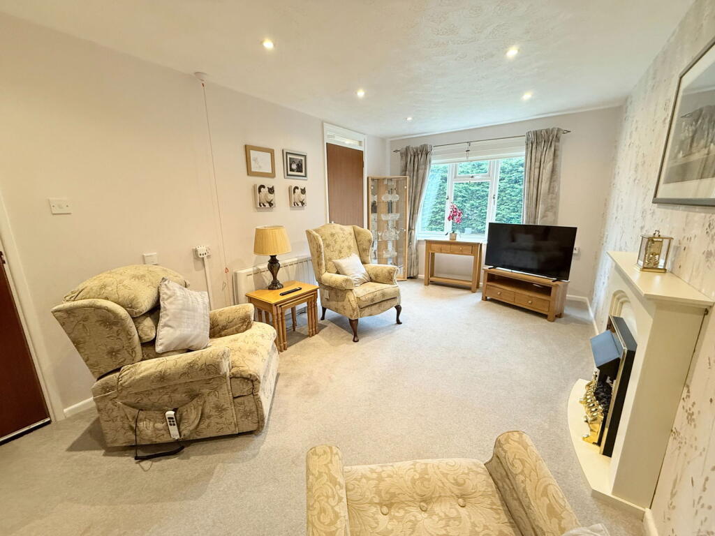 Additional image 21 of Oak Tree Court, Pembroke Way, Hall Green