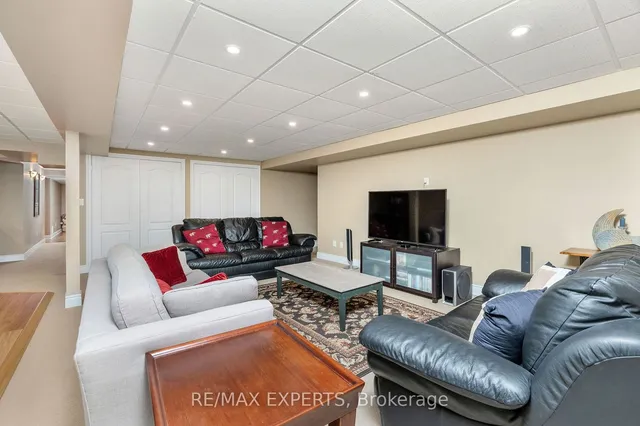 Additional image 33 of 20 Concorde Dr