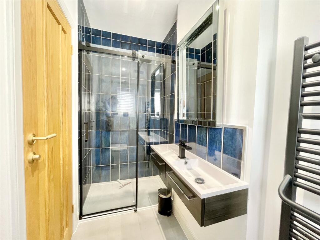 Additional image 13 of Somerford Avenue, Highcliffe on Sea, Christchurch, Dorset, BH23