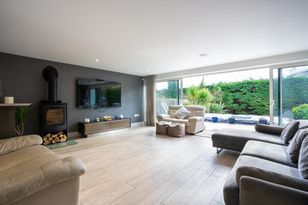 Additional image 14 of Alington Close, Evening Hill, Poole, BH14