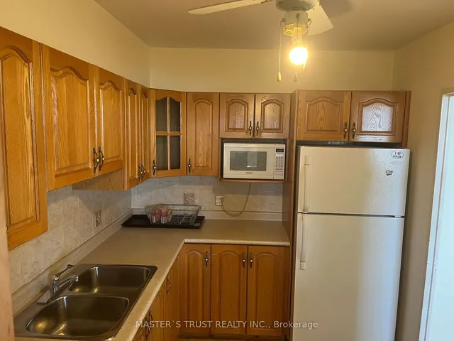 Additional image 10 of 2550 Pharmacy Ave Unit 1410