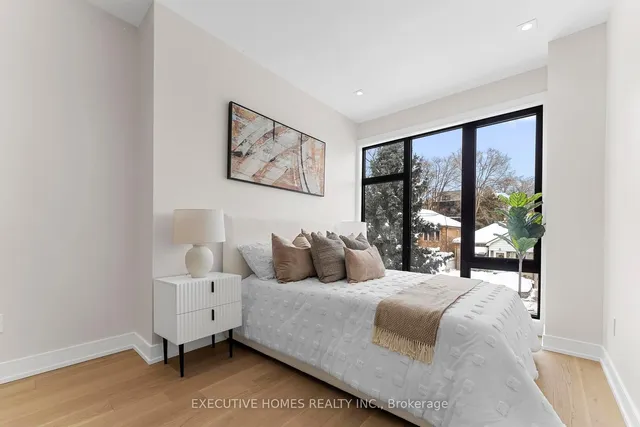 Additional image 28 of 24 Durie St