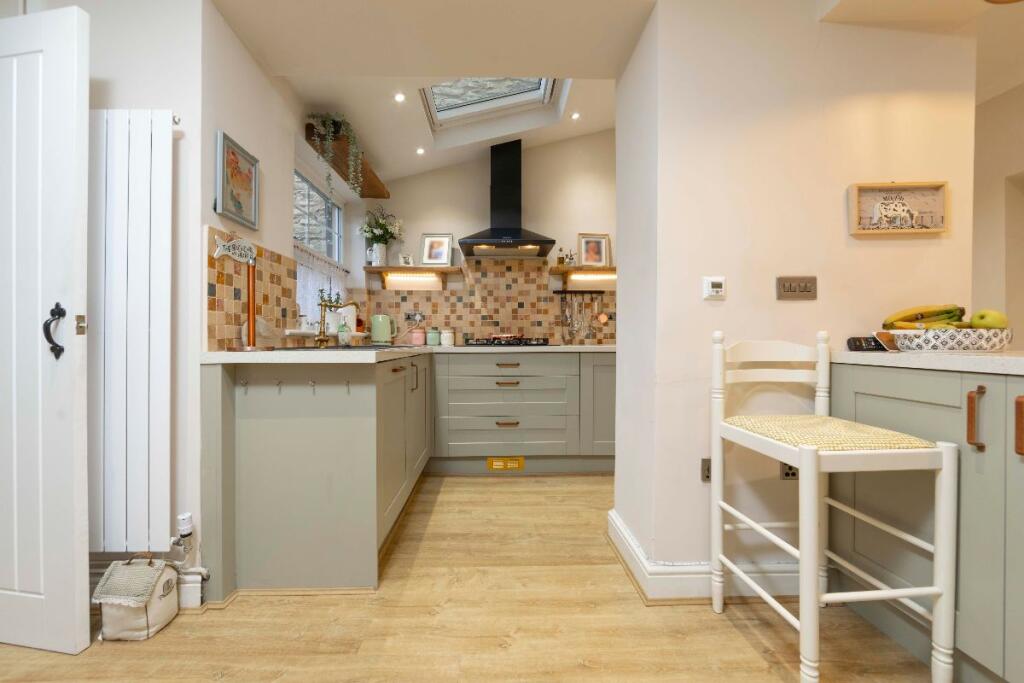 Additional image 14 of Windsor Road, Treharris