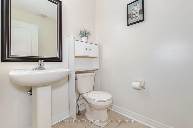 Additional image 17 of 19 Snapdragon Sq