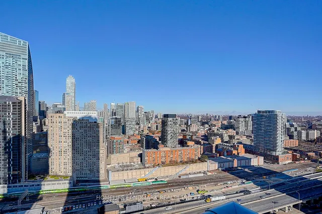 Additional image 16 of 28 Freeland St Unit 2707