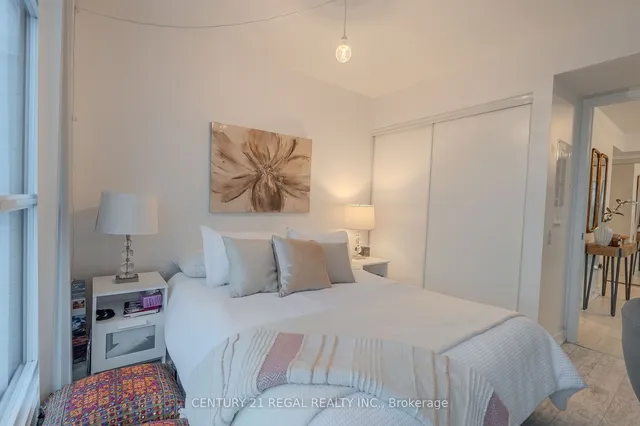 Additional image 9 of 19 Singer Crt Unit 1509A