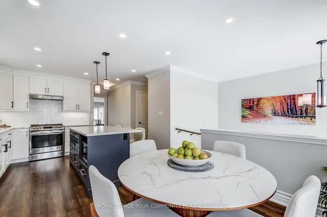 Additional image 22 of 1641 Allan Cres Cres