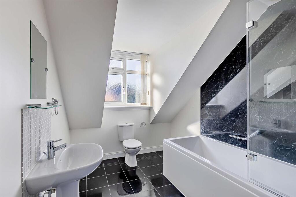 Additional image 38 of Berry House, Wootton Wawen
