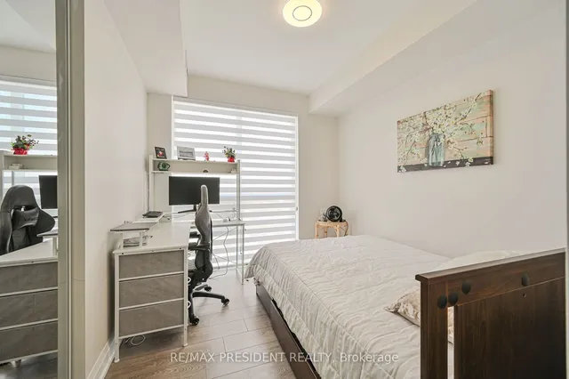 Additional image 21 of 15 Lynch St Unit 902