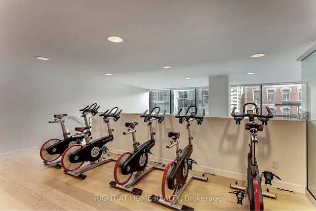 Additional image 33 of 629 King St Unit 1029