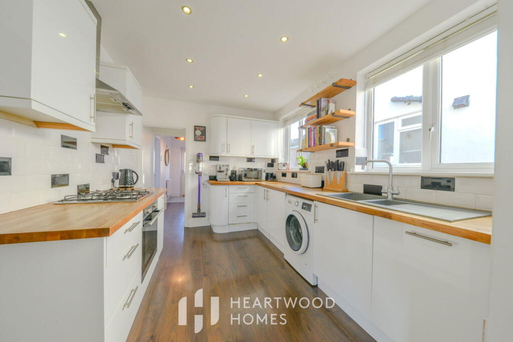 Additional image 3 of Oakwood Drive, St. Albans, AL4 0XD