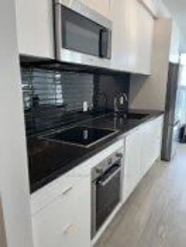 Additional image 6 of 2 Teagarden Crt Unit 610