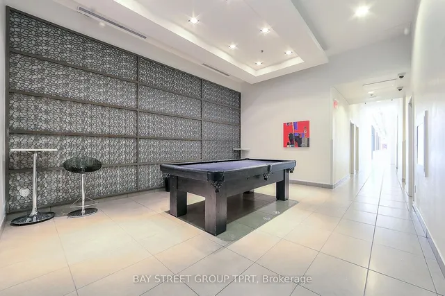 Additional image 36 of 33 Singer Crt Unit 2703