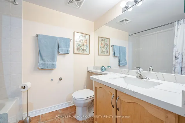 Additional image 10 of 212 Eglinton Ave Unit 506