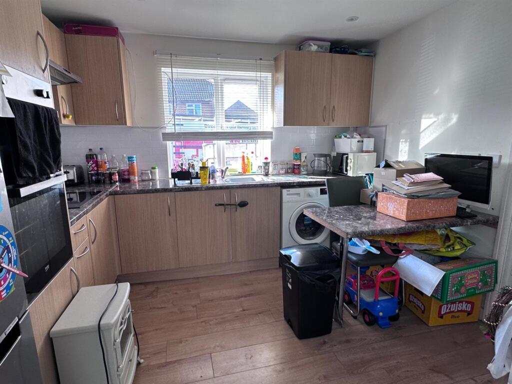 Additional image 13 of Hodcombe Close, Eastbourne