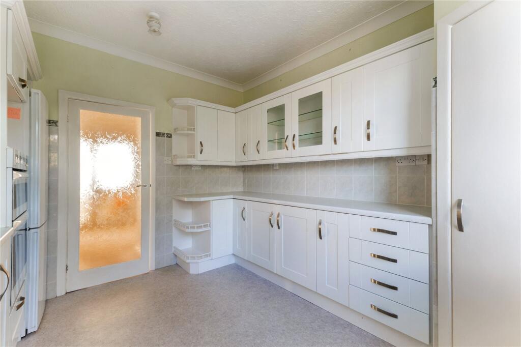 Additional image 9 of Chaddesley Glen, Canford Cliffs, Poole, Dorset, BH13