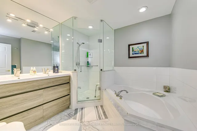 Additional image 28 of 25 Kingsbridge Garden Circ Unit 2810