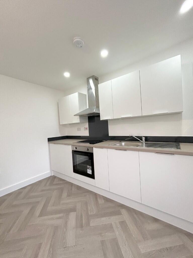 Additional image 15 of Claude Road, Cardiff(City), CF24