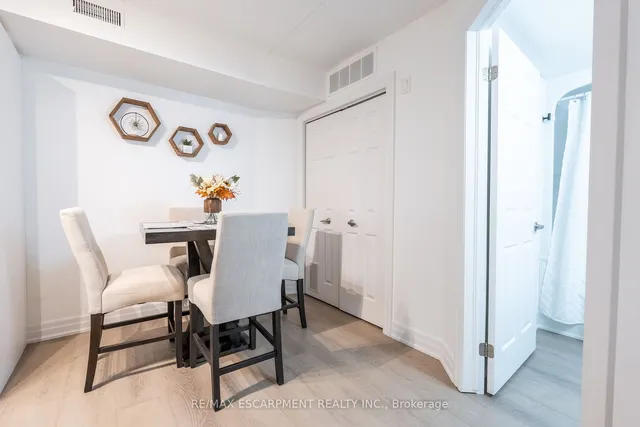 Additional image 11 of 2010 Cleaver Ave Unit 109