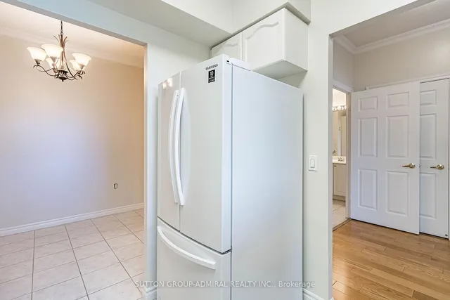 Additional image 19 of 100 Burloak Dr Unit 1515