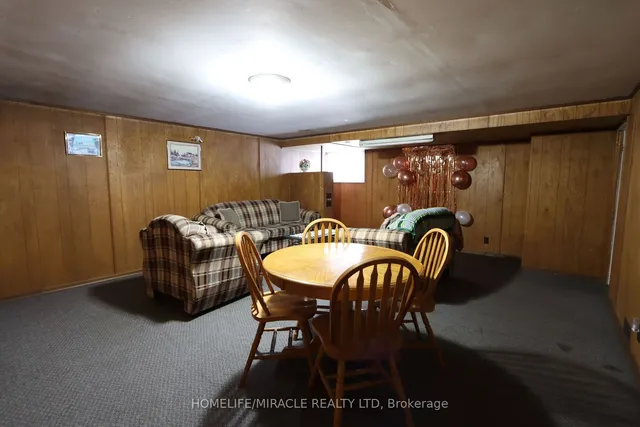 Additional image 26 of 6 Strathavon Dr