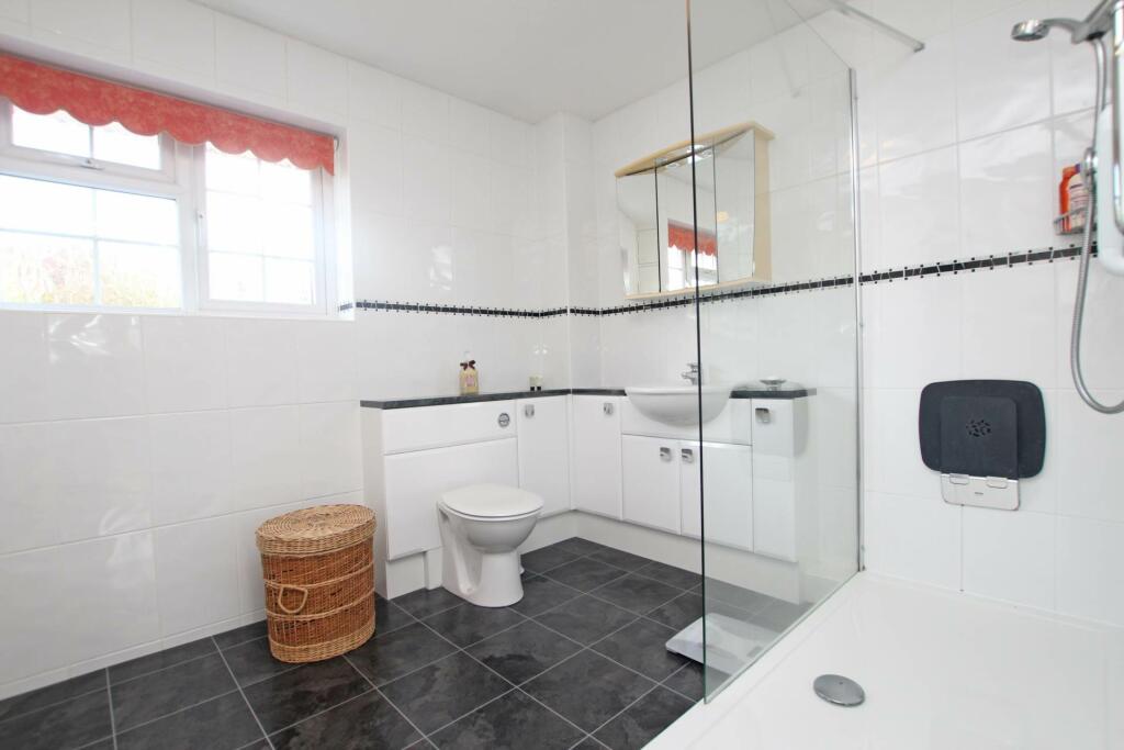 Additional image 15 of Long Acre Close, Eastbourne, BN21 1UF