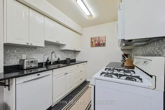 Additional image 16 of 6 Village Crt