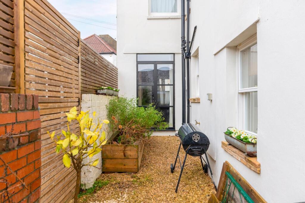 Additional image 26 of Bayswater Road, Horfield