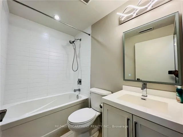 Additional image 8 of 2081 Fairview St Unit 1803