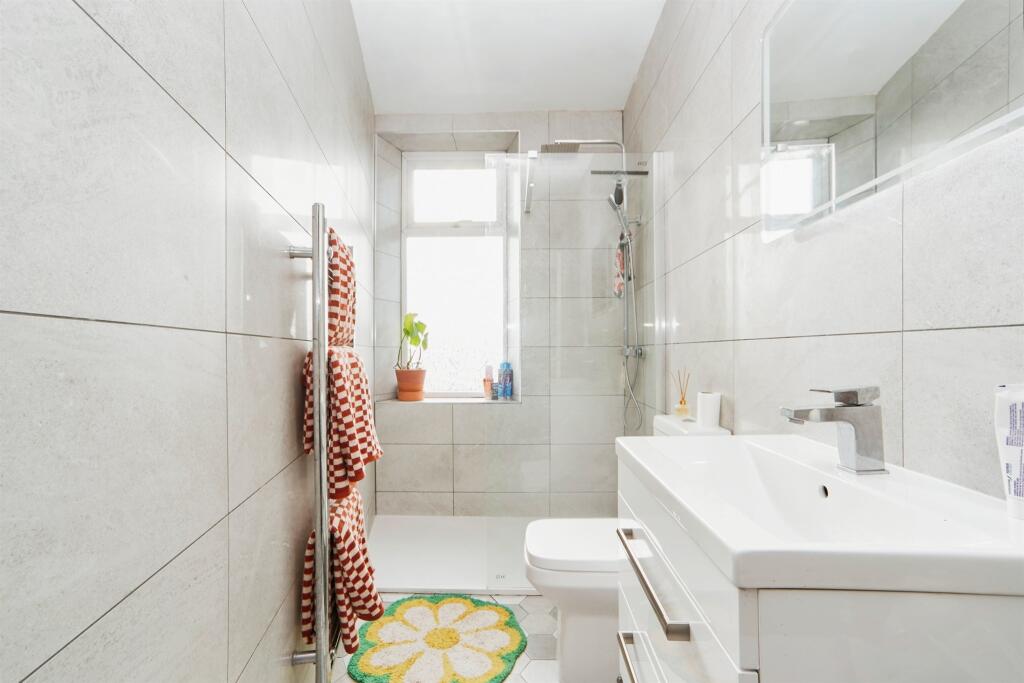 Additional image 9 of New Line, BRADFORD