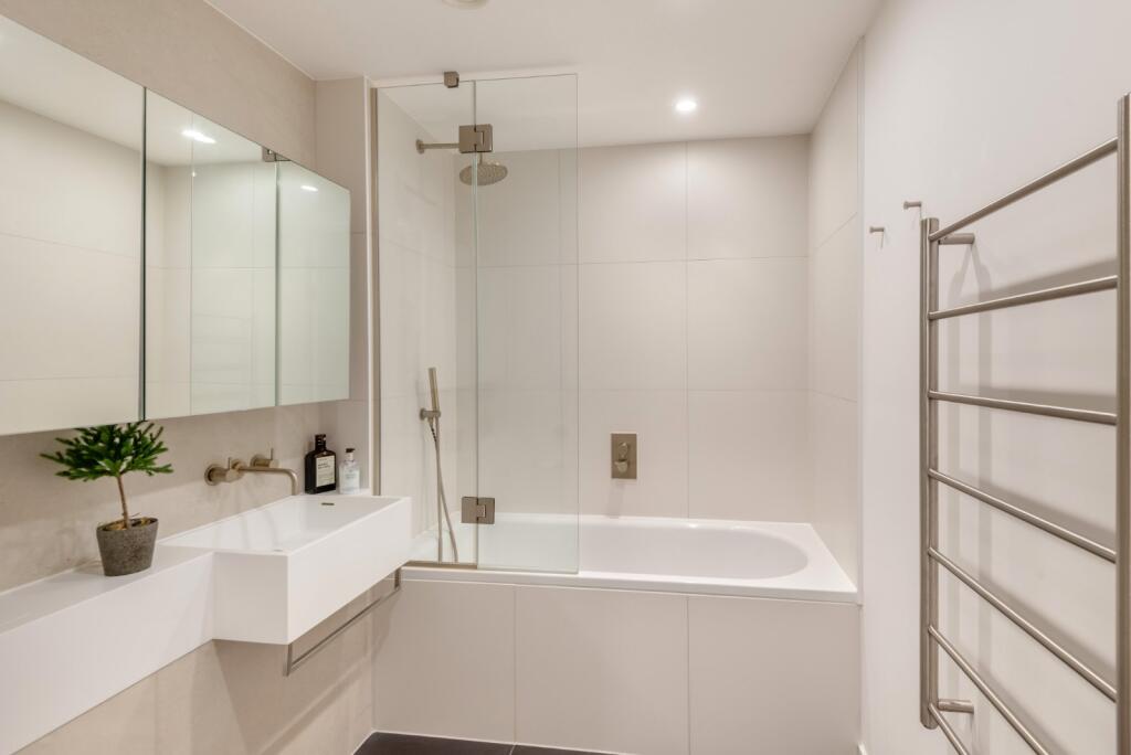 Additional image 27 of Gabriel Square, St. Albans, Hertfordshire