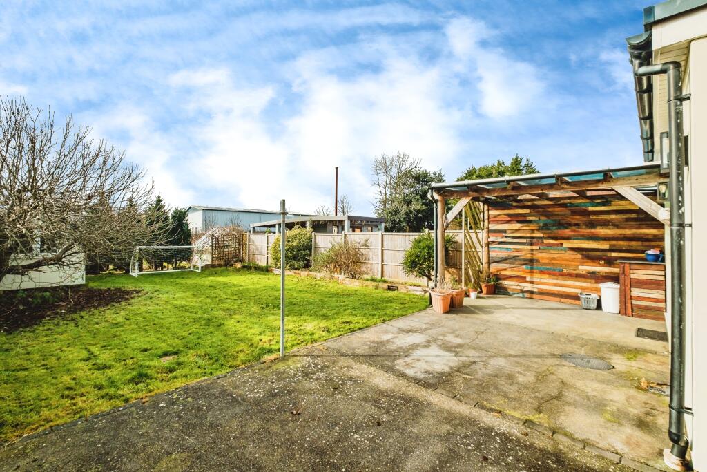 Additional image 18 of Clun Road, Littlehampton, BN17