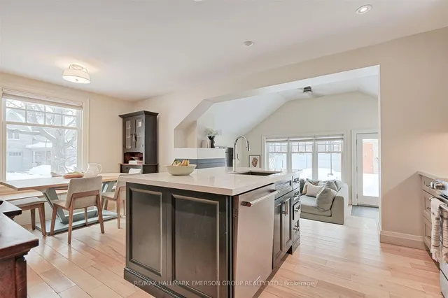 Additional image 10 of 2 Wood Glen Rd