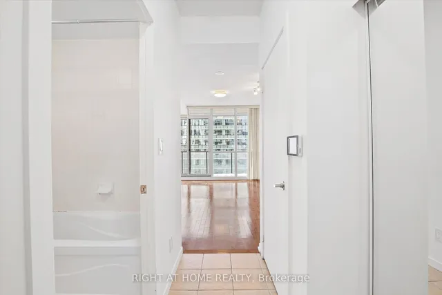 Additional image 12 of 65 Bremner Blvd Unit 2403