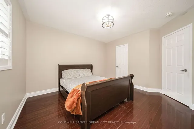 Additional image 25 of 60 Capistro St