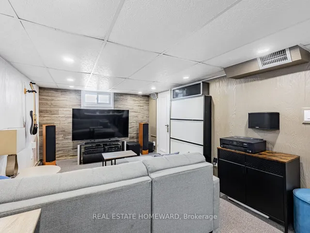 Additional image 24 of 166 Linden Ave