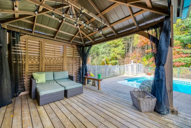 Additional image 40 of 96 royal palm Dr