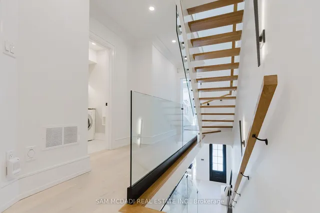 Additional image 15 of 129 Beaconsfield Ave