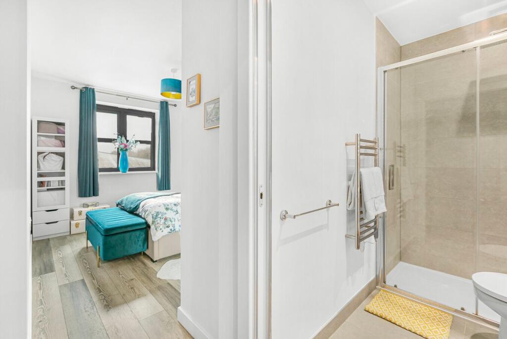 Additional image 7 of Great North Road, Hatfield, AL9