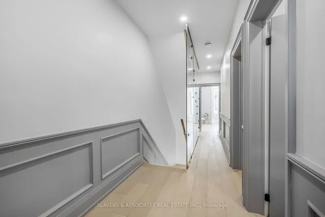 Additional image 28 of 89 Concord Ave