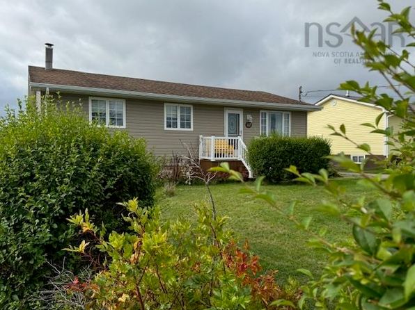 12 Oram St, Sydney Mines, NS B1V 2Z2