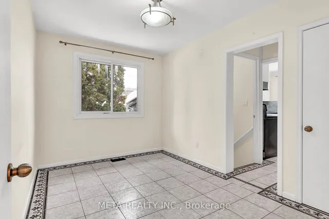 Additional image 16 of 45 Combermere Dr