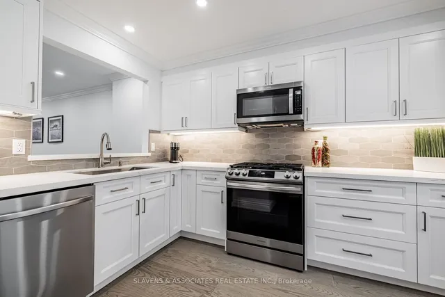 Additional image 13 of 1356 Bathurst St Unit 1