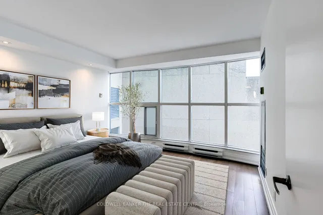 Additional image 2 of 99 Harbour Sq Unit 706